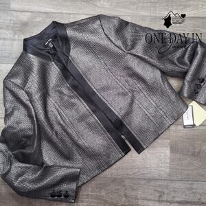 Nine West Buttonless Silver Blazer Size 16